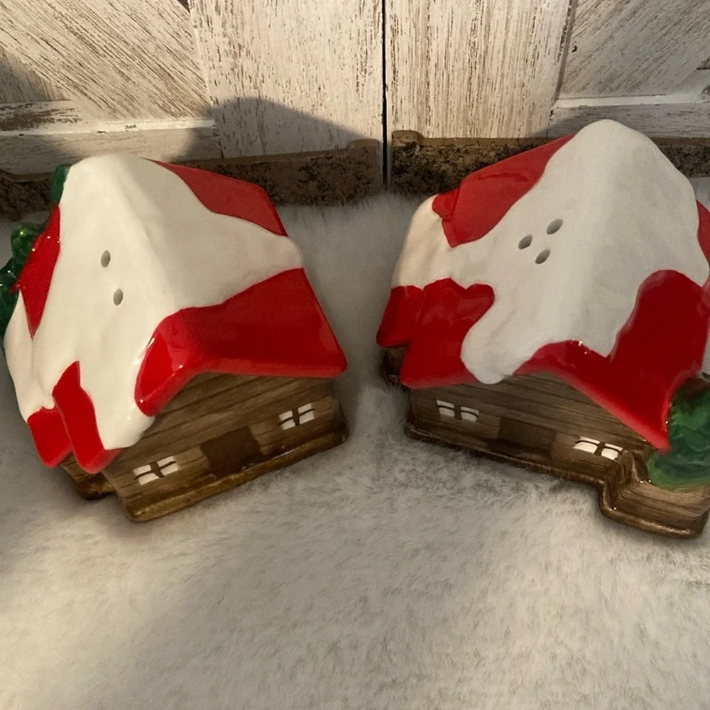 Dolly Parton Ceramic Cabin Salt and Pepper Shakers
